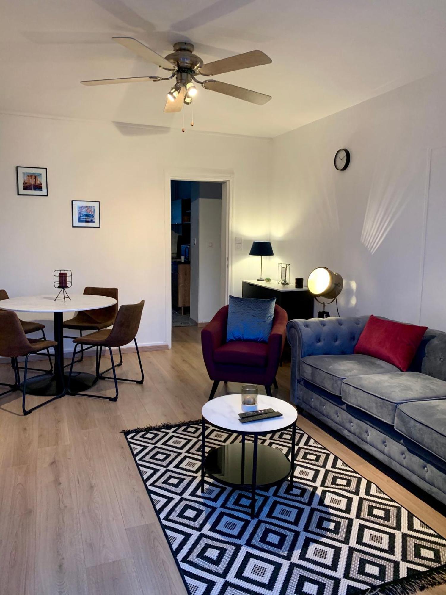 Bel Appartement Renove En Centre Ville Limoges Eksteriør bilde